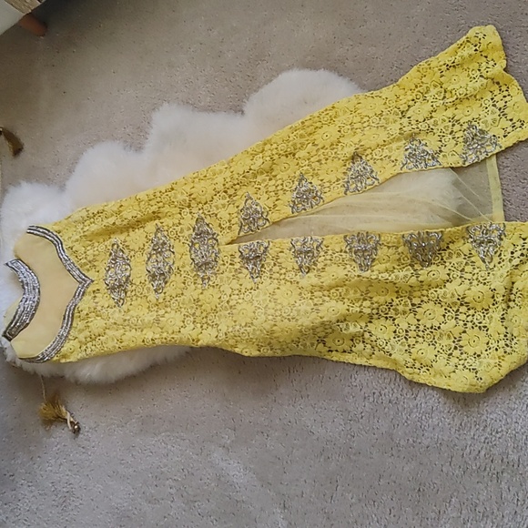 Designer Yellow crochet lace and diamond work 2 piece 2 way Anarkali XS - Picture 15 of 15